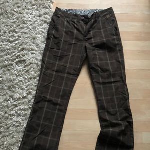 Quiksilver men’s plaid slacks